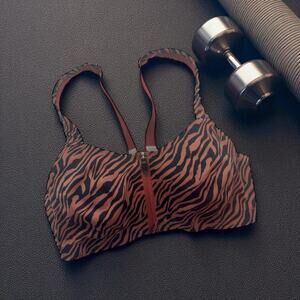 Victoria's Secret Women's 34D Tiger Print Incredible Knockout Ultra Max Bra